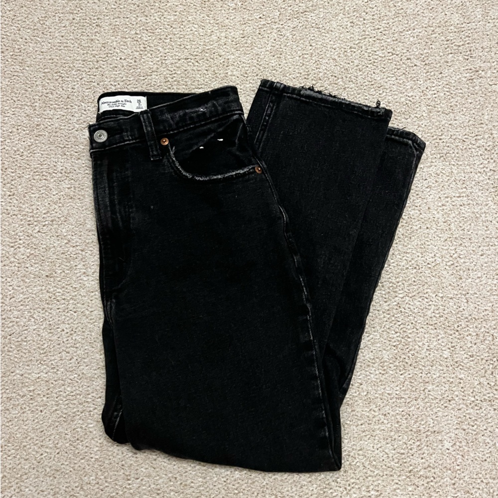 Abercrombie Ankle Straight Ultra high Rise 26 denim Jeans Carbon Black